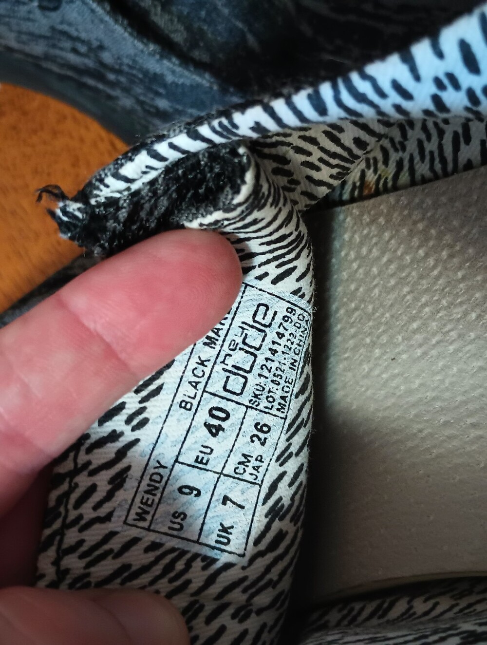 Hey Dude Wendy. Black & Gray. Women's 9 - Picture 4 of 9